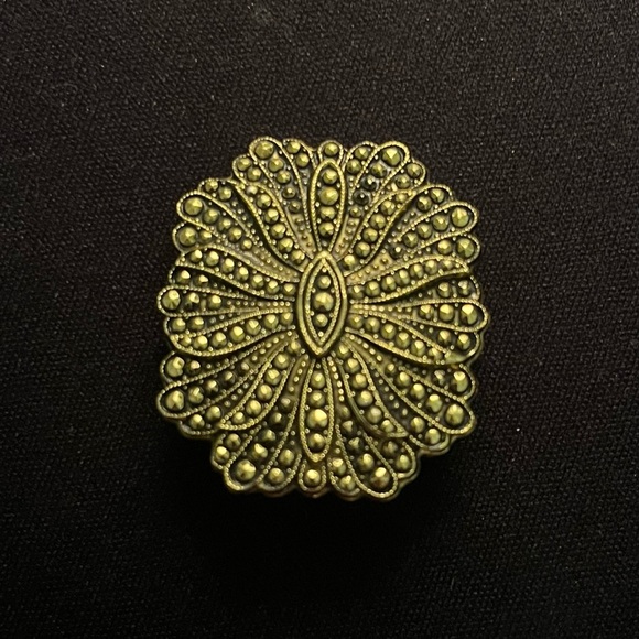 Vintage  scarf clip from West Germany. Gold tone metal. 1950’s or 1960’s - Picture 5 of 8